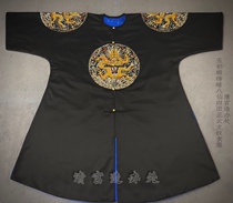 Five colorful satin embroidered dark Eight Immortals four-regiment Zhengyun tattoo-served Qing palace-made office to bear the inner-imperial use