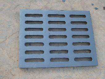 Ductile iron single grate 700X400mm ductile iron well lid rain grate cast-iron ball ink cover plate