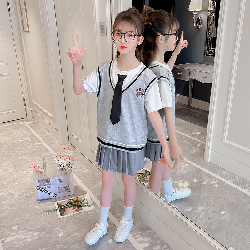 Girls' suits school uniform skirts 2022 new summer clothes children's big children's college style short-sleeved pleated skirt summer two-piece suit