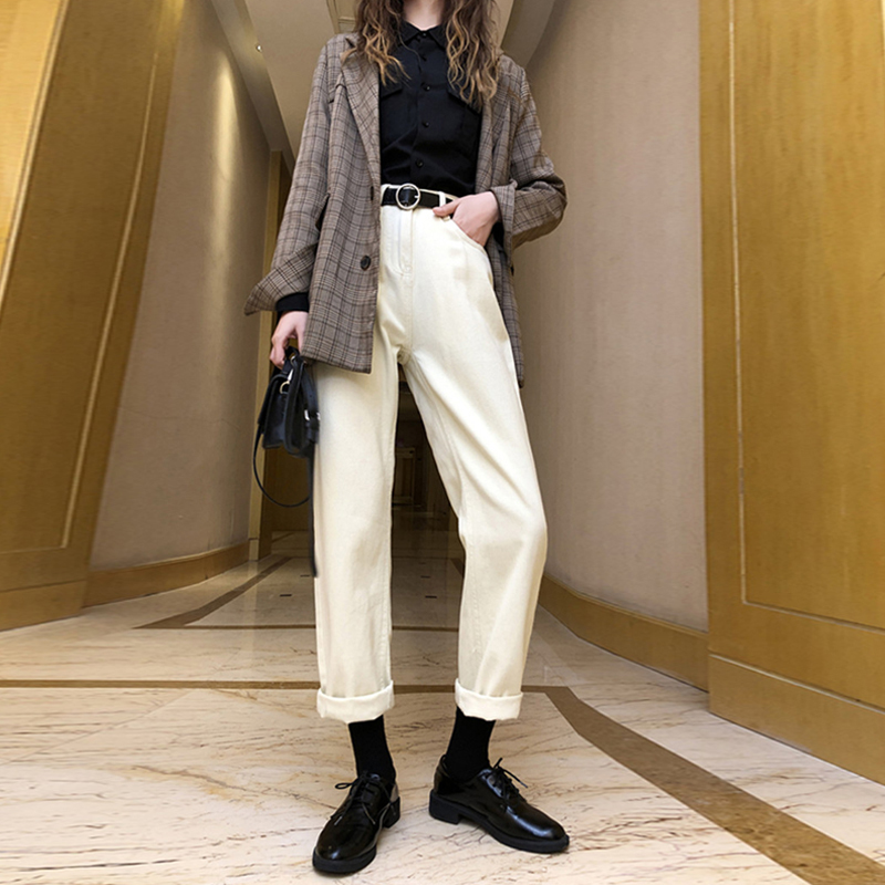 2022 new female fit for hip thigh thick pants white large size loose straight cylinder wide leg jeans slim fit