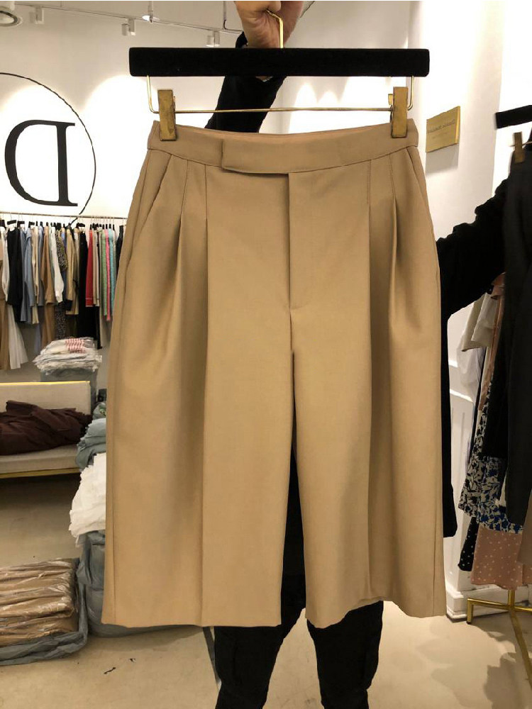 Broadlegged Pants Woman 2022 New Slim Loose Straight Barrel 50% Pants Big Size Fat Younger Sister Mm Suit Shorts Summer