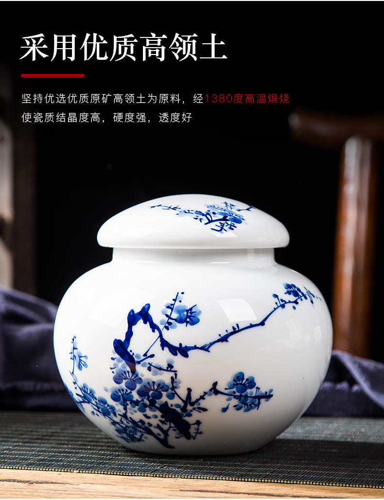 Folk artists hand - made bucket color blue and white porcelain tea pot of jingdezhen ceramic household large seal storage POTS