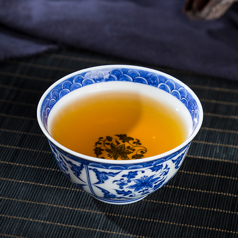 Folk artists all hand hand - made master cup of jingdezhen ceramic sample tea cup cup single CPU individual small bowl
