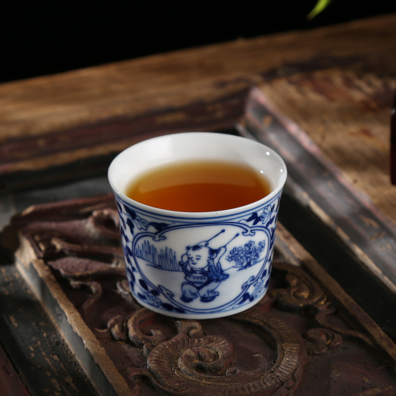 Jingdezhen ceramic masters cup hand - made kung fu tea cups of a single individual cup sample tea cup single glass bowl
