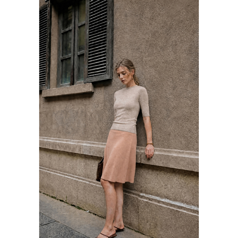 Aveline 2026 Early Autum Short Slim-Fit High-Elastic Knitted Top Wool Blend Two-Color Skirt Suit for Women