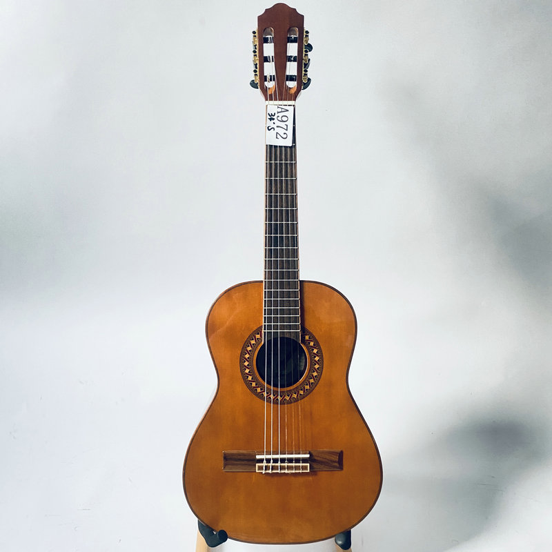 ドイツ製 Hofner クラシックギター レッドパイン材表面材 シングルウッドギター 34 36 39インチ シングルボード ピアノオリジナル 新品