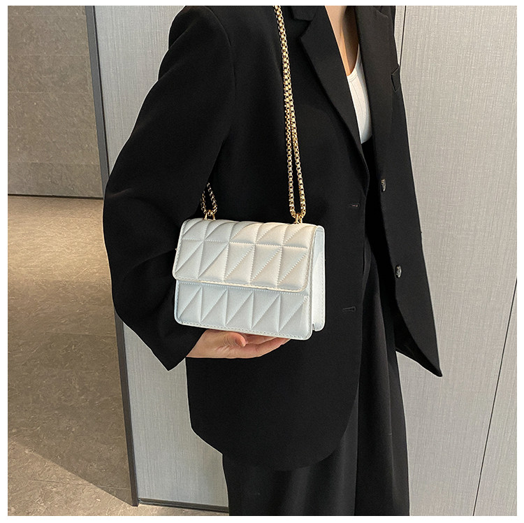 Небольшая дизайнерская цепь, сумка через плечо, ремешок для сумки на одно плечо с ромбовидным узором, коллекция 2022                       