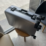 Металлический универсальный чемодан подходит для мужчин и женщин, 20 дюймов, 26 дюймов