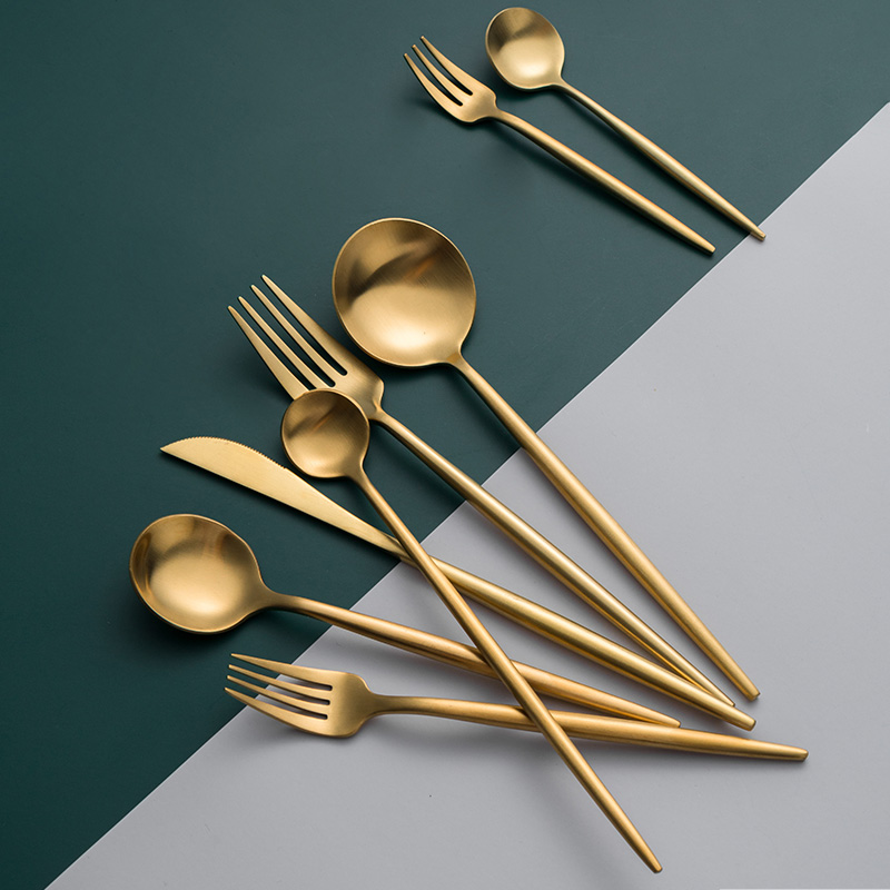 Sculinary Portuguese single steak knife main dining fork spoons in Nordic three sets golden dining spoon sweet spoonful spoon fork