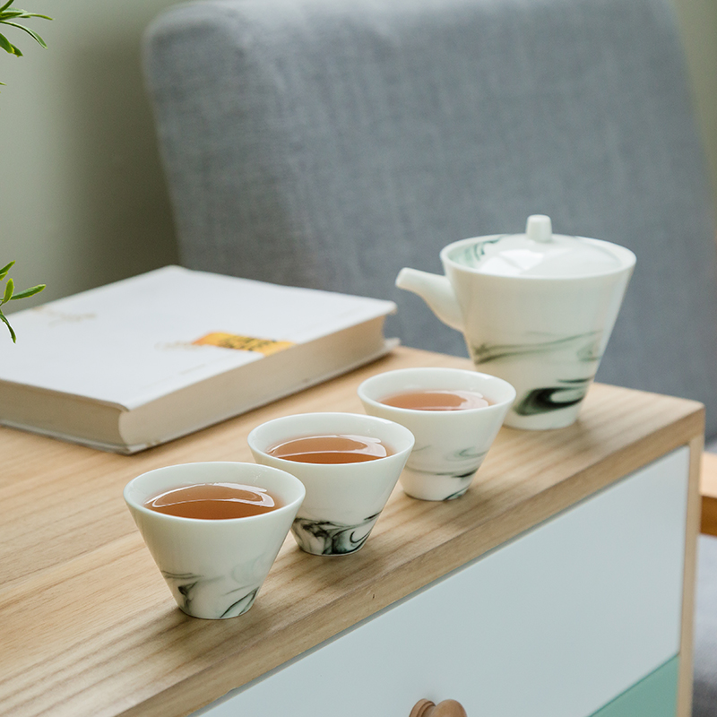Rather uncommon crack cup travel tea set suit portable package ceramic up with a pot of three cups of on - board, kung fu tea set