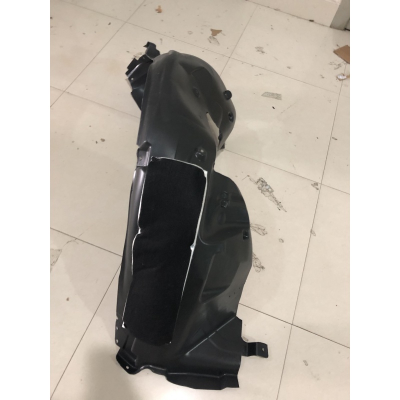 Suitable for Ford 15-18 Mustang front fender lining Rear fender lining Mustang front and rear wheel fenders