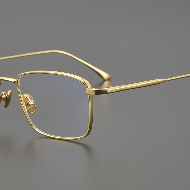 Gold Ip Electroplated Pure Titanium Eyeglass Frame, Men's Business Full-Frame Glasses Frame, Ultra-Light for Nearsightedness, Can Be Equipped with Blue Light Protection