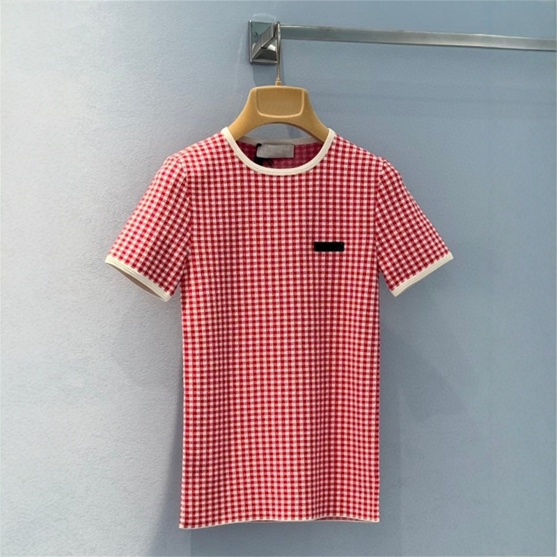 Liituio Haute Couture 25 New Summer Style Letter Logo Patchwork Plaid Viscose Fiber Short-Sleeved Knitwear Sweater Liituio Haute Couture 25 New Summer Style Letter Logo Patchwork Plaid Viscose Fiber Short-Sleeved Knitwear Sweater