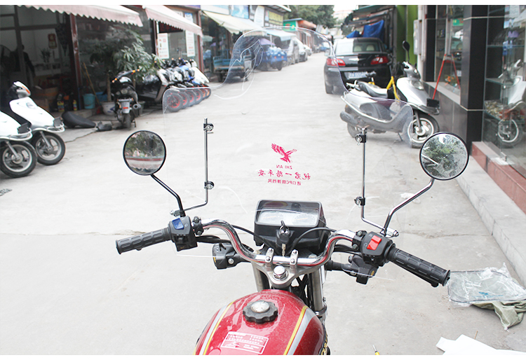 Xe máy phía trước kính chắn gió xe điện 125 xe ba bánh cao rộng kính chắn gió trong suốt che mưa kính chắn gió vision