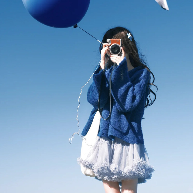 Gentle and Lazy Style Korean Atmosphere Klein Blue Knitted Cardigan Sweater Jacket for Women in Spring and Autumn Mohair Gentle and Lazy Style Korean Atmosphere Klein Blue Knitted Cardigan Sweater Jacket for Women in Spring and Autumn Mohair
