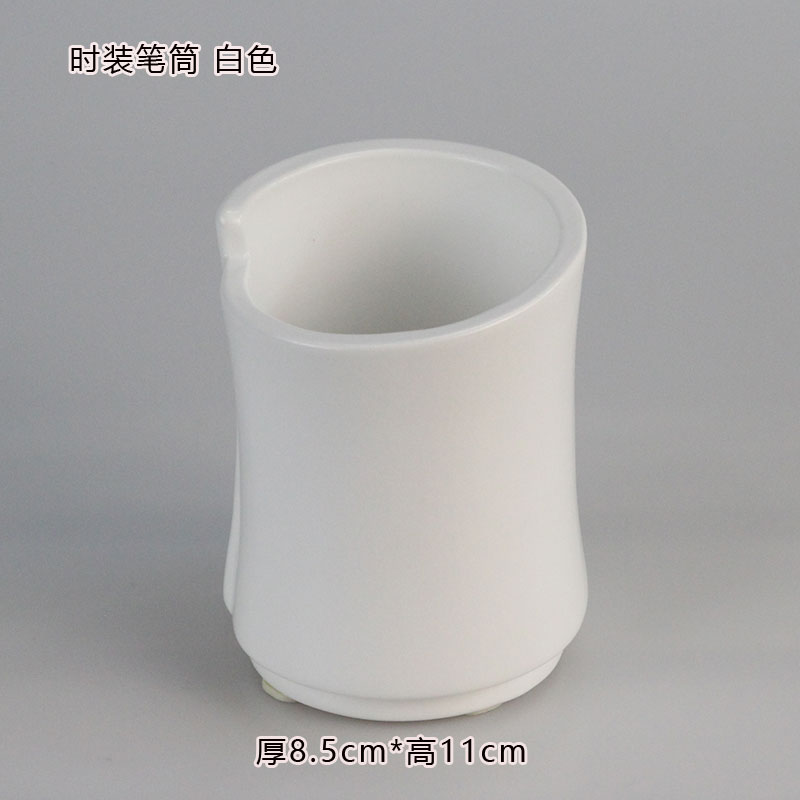 Creative ceramic vase there character study office gift office supplies customized desktop stationery receive a barrel