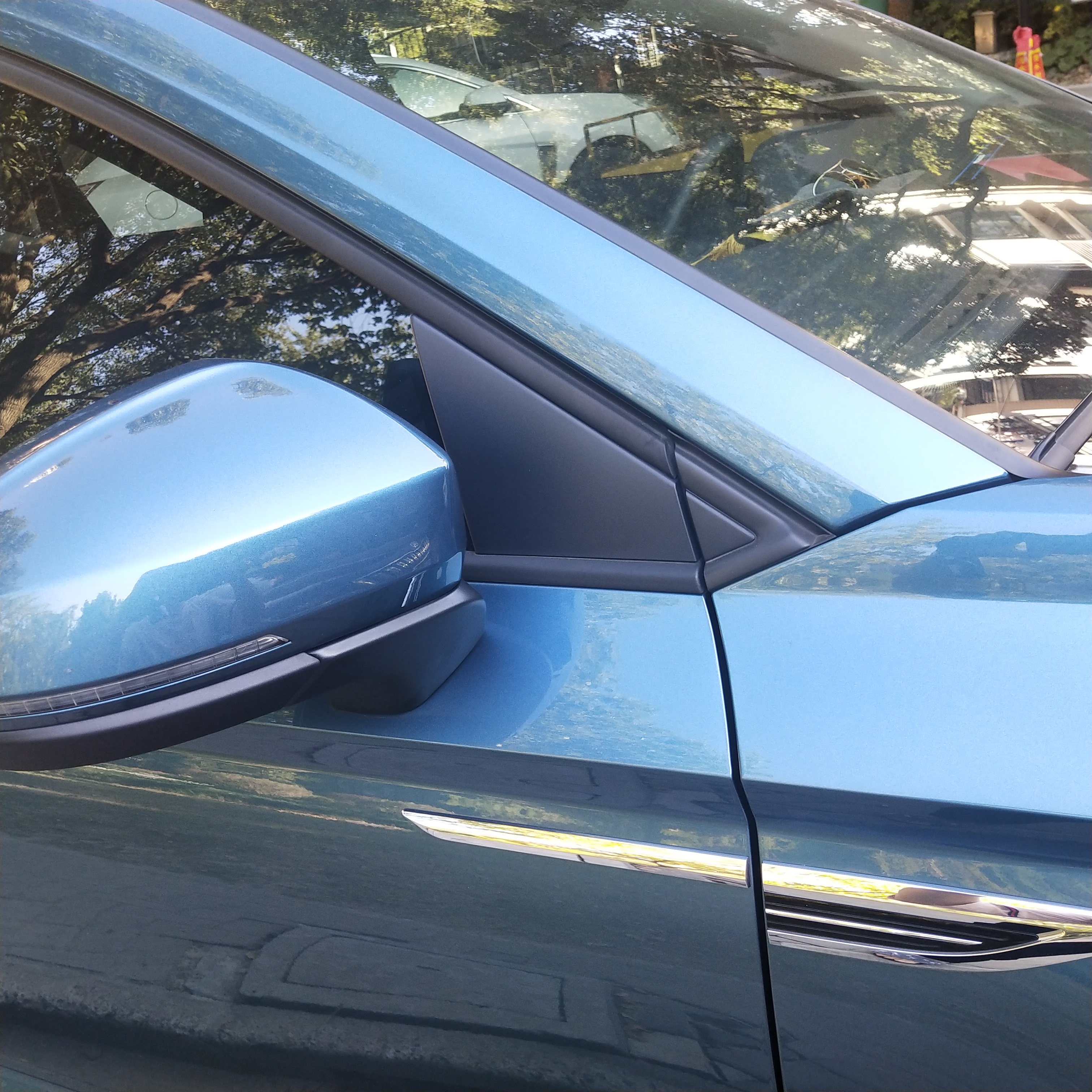 Suitable for 18-21 Haul Front Triangle Window Plaque bezel