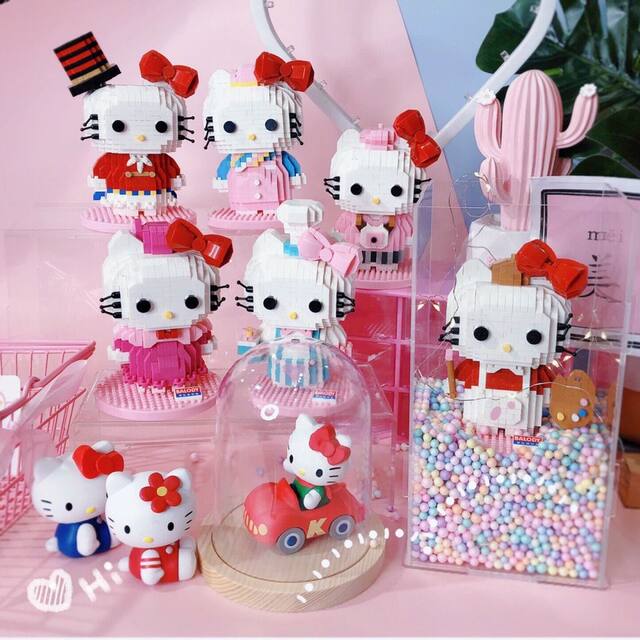 Anime Cartoon Character Hellokitty Assembled Building Blocks Hello Kitty Toy Model Ornaments Girl Birthday Gift