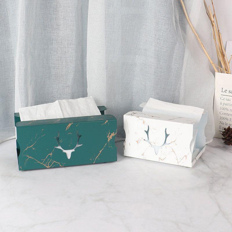 Minimalist light and luxurious collection of paper towels Living room elegant golden tattooed paper towels Creative Desktop Metal Toilet Paper Box American