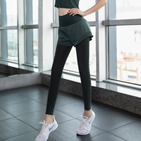 Цветной комбинезон для спортзала