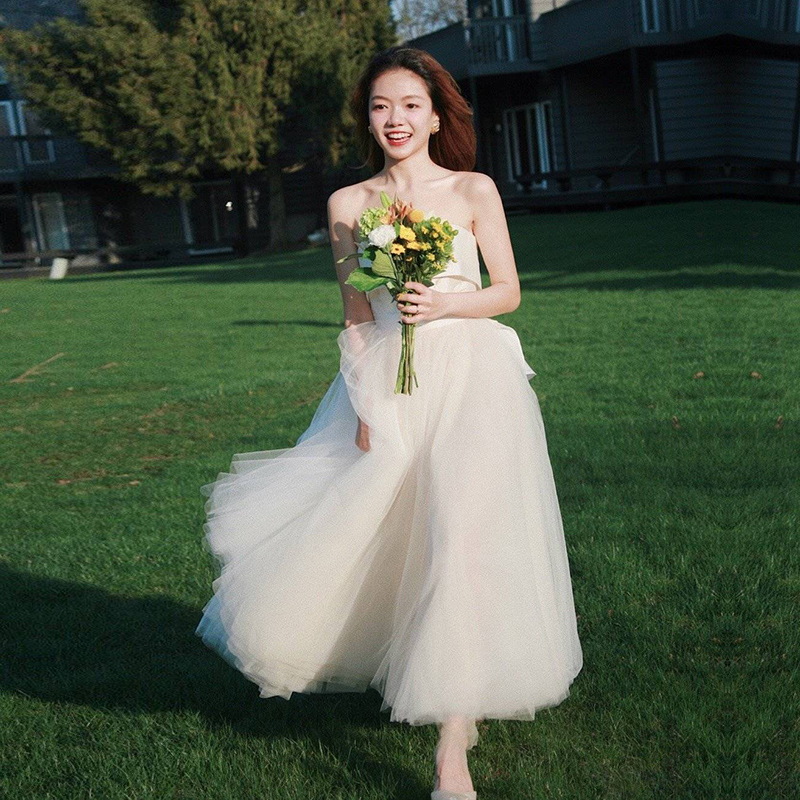 Travel photography light wedding dress bridesmaid dress 2022 new bride simple and small Mori super fairy dream tube top dress