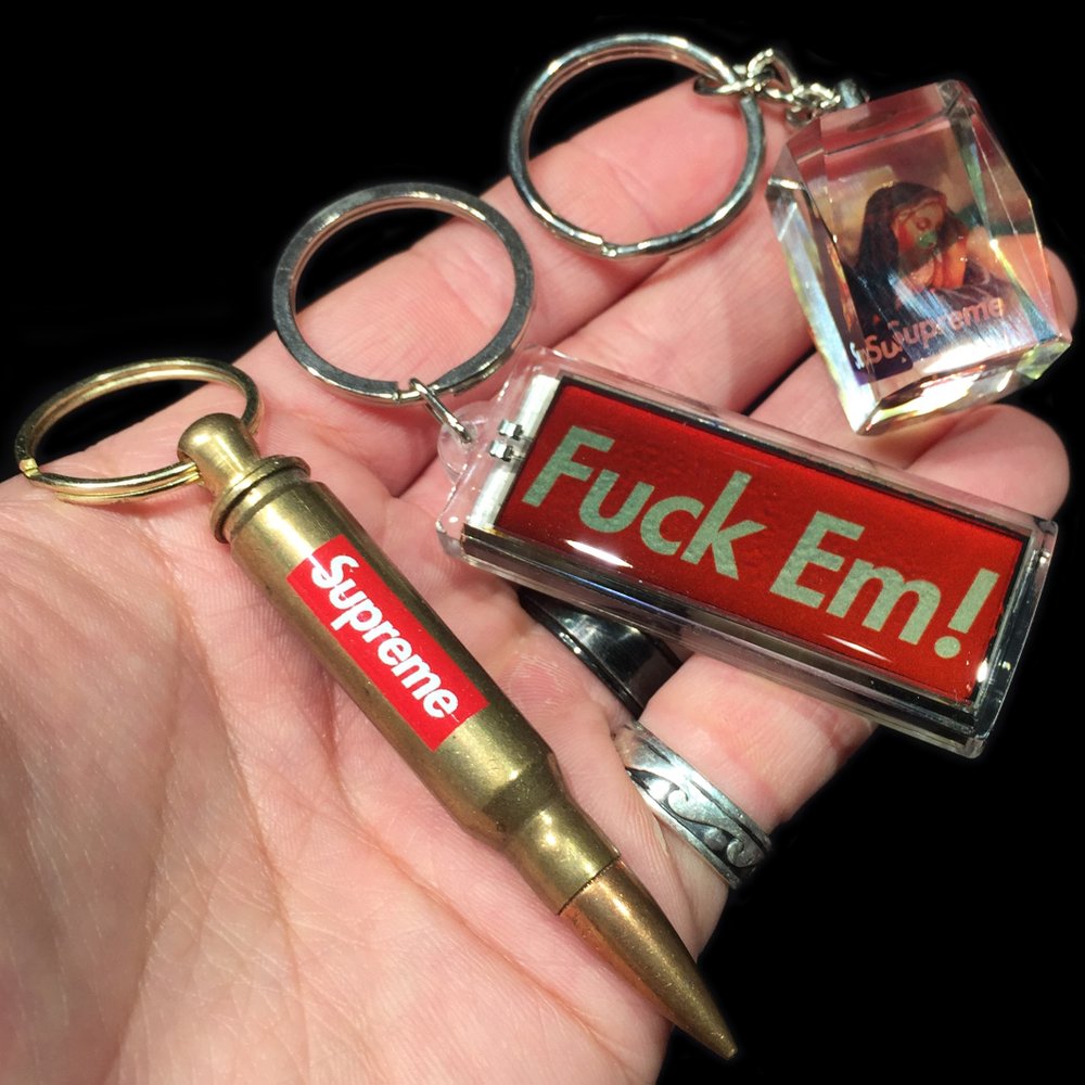 小物 Supreme 13FW Flashing Keychain Fuck Em ! 小物 Supreme 13FW