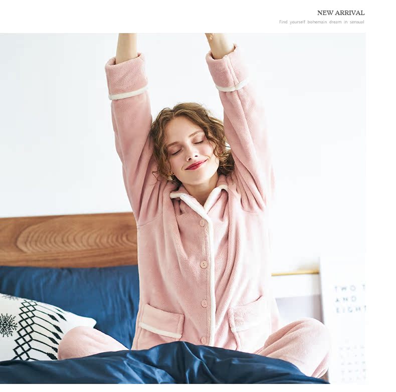 Mùa thu hươu phục vụ nhà phù hợp với nữ san hô nhung dài tay áo len mùa đông dày flannel thêu rắn màu đồ ngủ giản dị bộ đồ thể thao nữ