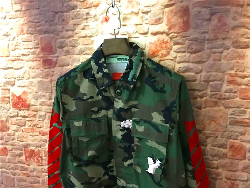 OW Ngụy trang Red Flocking Letter Stripe OFF WILARD Jacket Đàn ông và phụ nữ TRẮNG Áo sơ mi dài tay - Áo khoác đôi thời trang nam