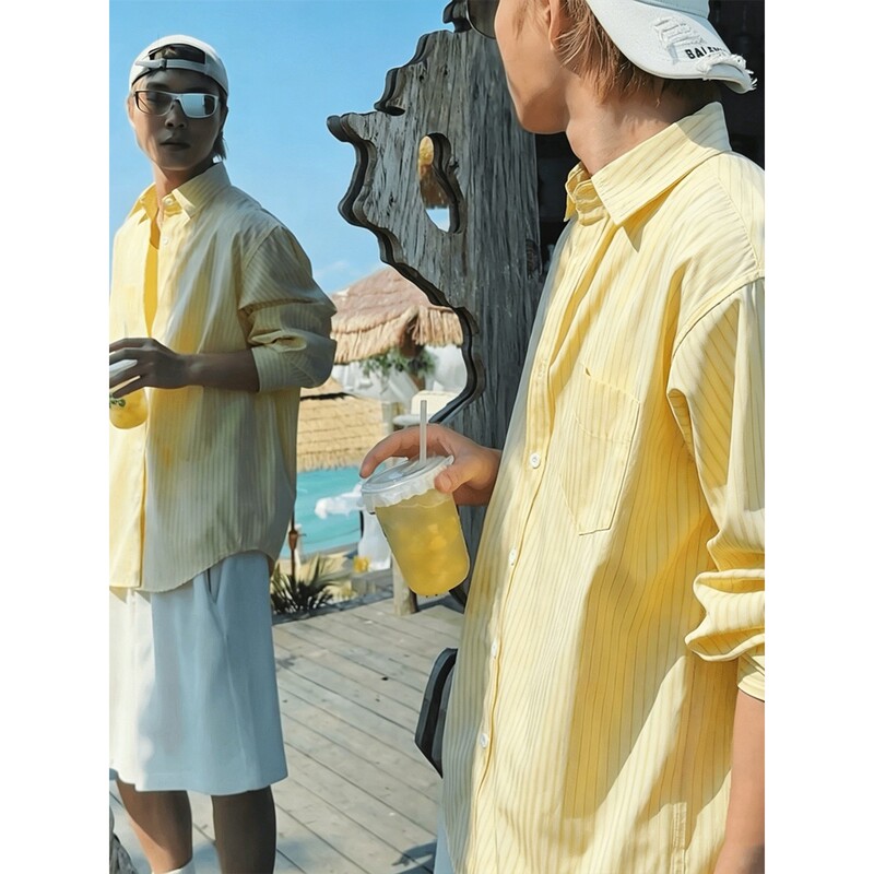 Yellow Striped Long-Sleeved Shirt for Men and Women, Spring and Autumn Design, American-Style Silhouette, Lapel Shirt, Loose Fit, Couple Outfit Yellow Striped Long-Sleeved Shirt for Men and Women, Spring and Autumn Design, American-Style Silhouette, Lapel Shirt, Loose Fit, Couple Outfit