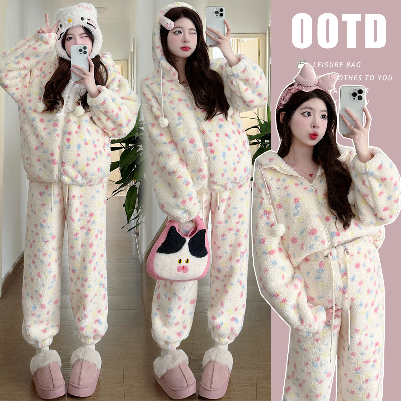 Maternity Wear Autumn and Winter Set 2026 Fashionable Hooded Colorful Polka Dot Coral Velvet Pajamas Thickeneded Warm Home Clothes