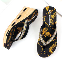 Vietnamese slippers Women summer wear 2019 new high heel non-slip fashion Flip-flops slope heel thick bottom outdoor sandals