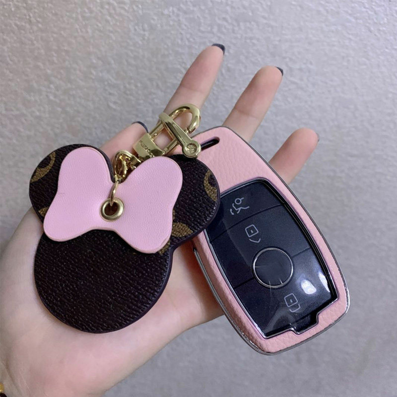 Suitable for Benz key cover female E-Class C car E200 E300 E300 shell C260L C260L A200L A200L buckle GLC260