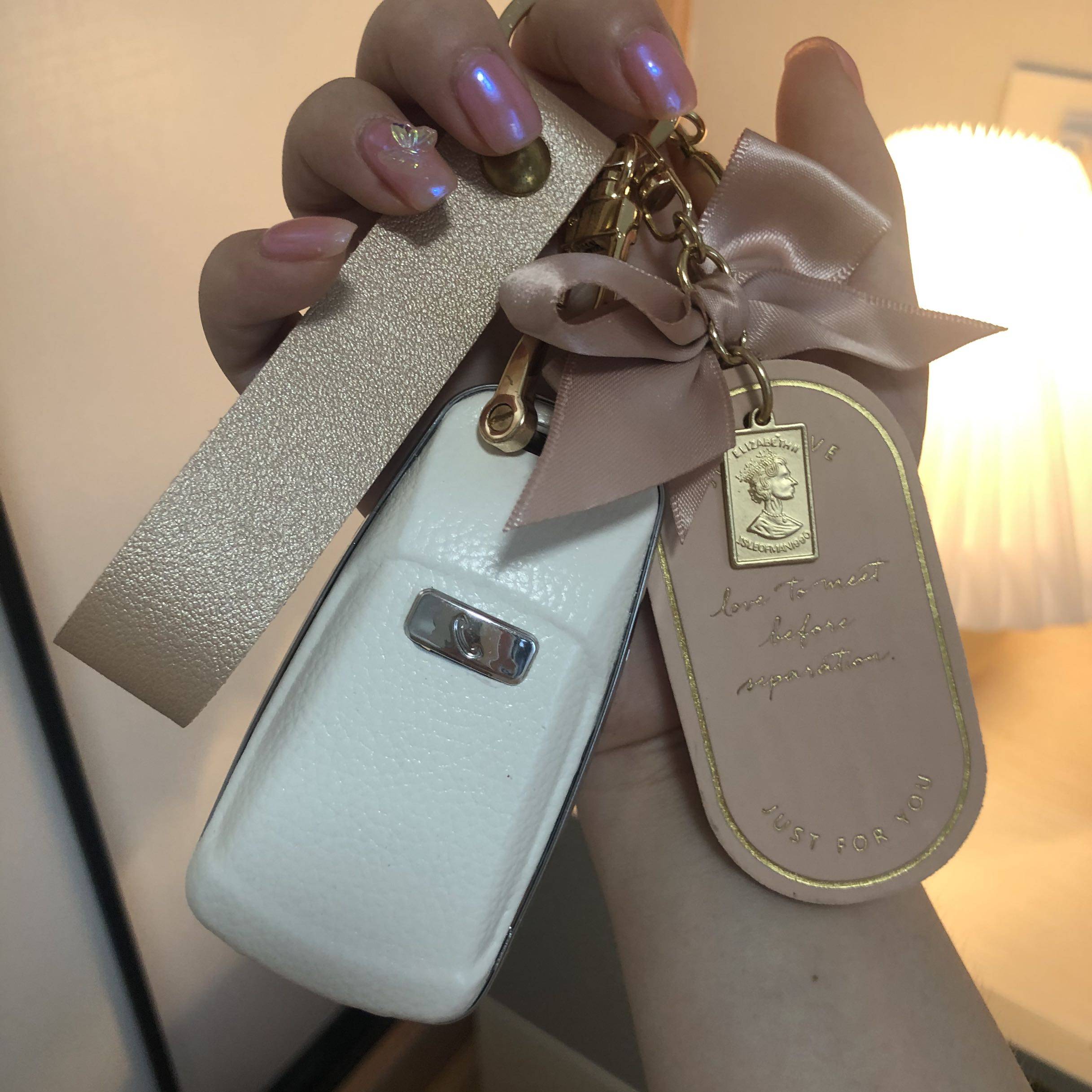 Applicable to Audi Key Set a4la6l car q5l a3q3 shell Q2l clasp a6 pack q5a5a8a7a1