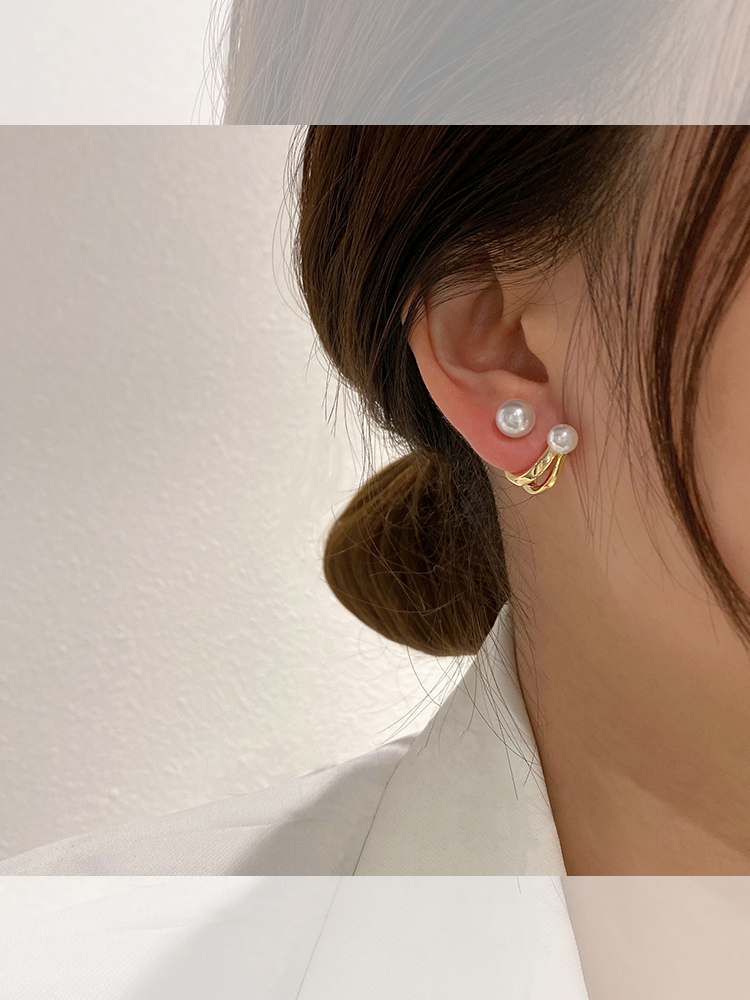 Pearl earrings women's sterling silver earrings pendant Dongdaemun Korean temperament design sense autumn and winter earrings 2021 new trend