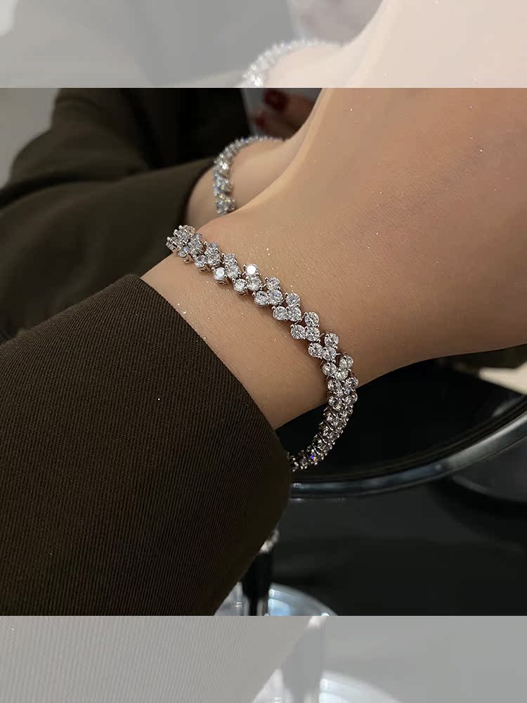 High-end Roman Crystal Love Bracelet Women's Summer 2021 Simple and Small Design Korean Temperament Super Flash Bracelet