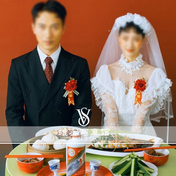 New 80s French wedding retro nostalgic wedding classic antique couple theme photo photography clothing