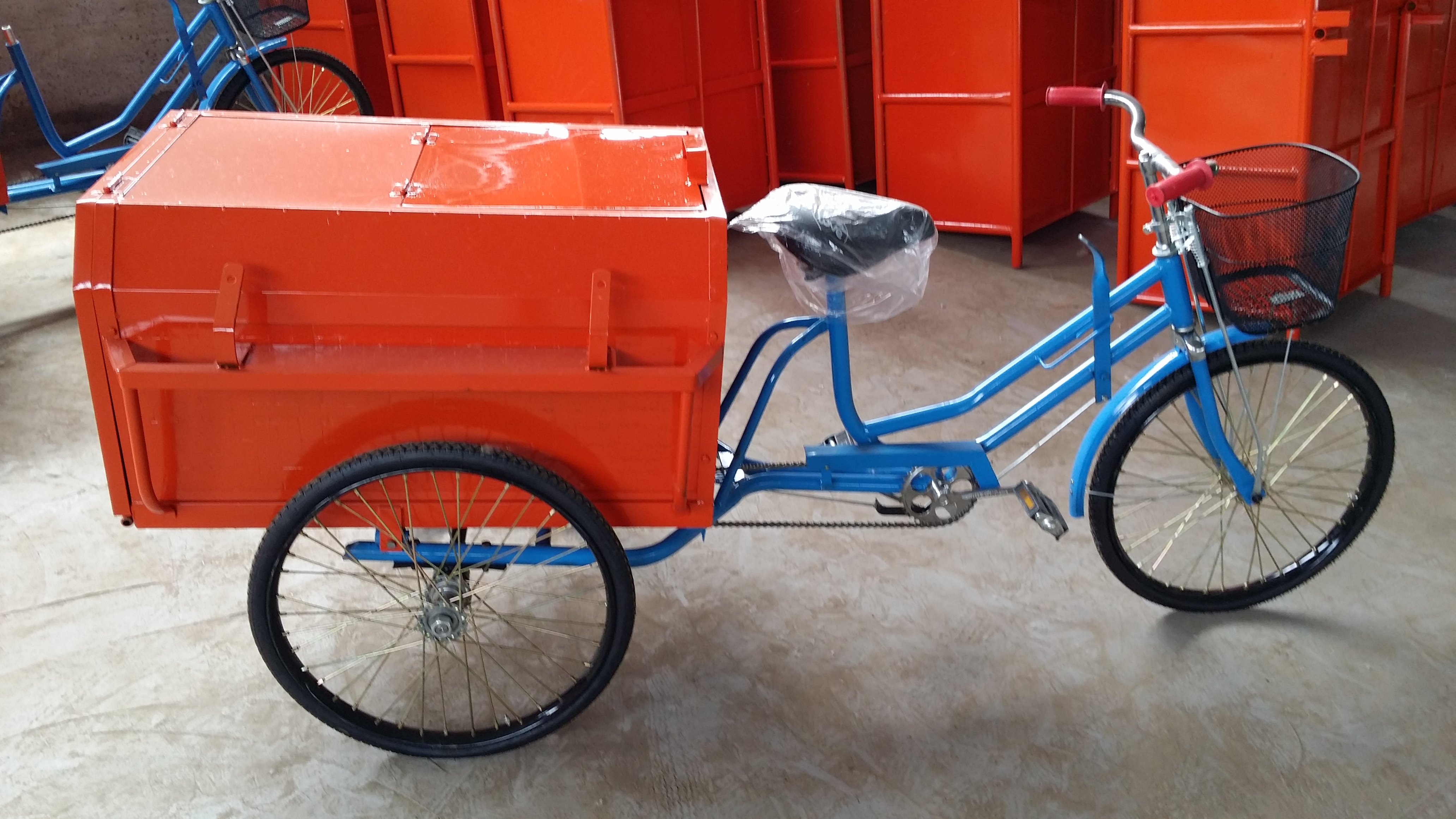 Manpower cleaning and cleaning garbage truck Tricycle Municipal Road Cleaning Equipment Community Property Sanitation Tricycle