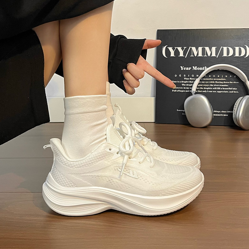 Pull-Back Sneakers for Women, Summer 2026 New Versatile Popular Thick-Soled White Shoes, Soft-Soled Breathable Running Shoes for Students