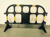 Plastic iron horse guardrail Traffic guardrail guardrail Road guardrail Road isolation guardrail fence 1 6 meters