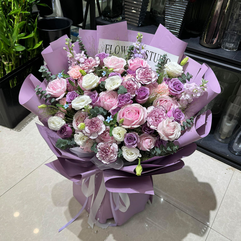 Extra-Large Bouquet of Roses, Fresh Flower Delivery Within the City for Girlfriend, Elders, Birthday, Nationwide Delivery to Guangzhou, Beijing, Shanghai