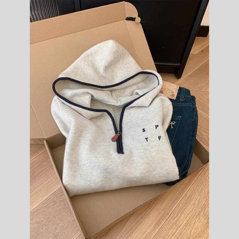 Half-Zip Hooded Embroidered Long-Sleeved Knit Sweater for Women, New Autumn and Winter Style, Can Be Worn Outside or Inside, with Contrasting Color Tops