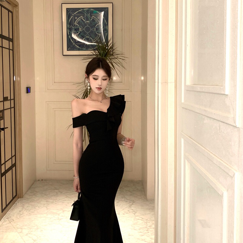 Birthday Party Dress Long Skirt Sexy Socialite Niche Bodycon Fishtail Dress 2026 New Low-Cut One-Shoulder Dress Birthday Party Dress Long Skirt Sexy Socialite Niche Bodycon Fishtail Dress 2026 New Low-Cut One-Shoulder Dress