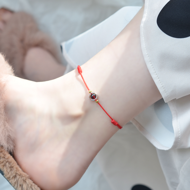 2021 new red rope footballers bracelet with feminine pure silver lovers natural pomegranate stone slim foot rope high-grade sense foot chain