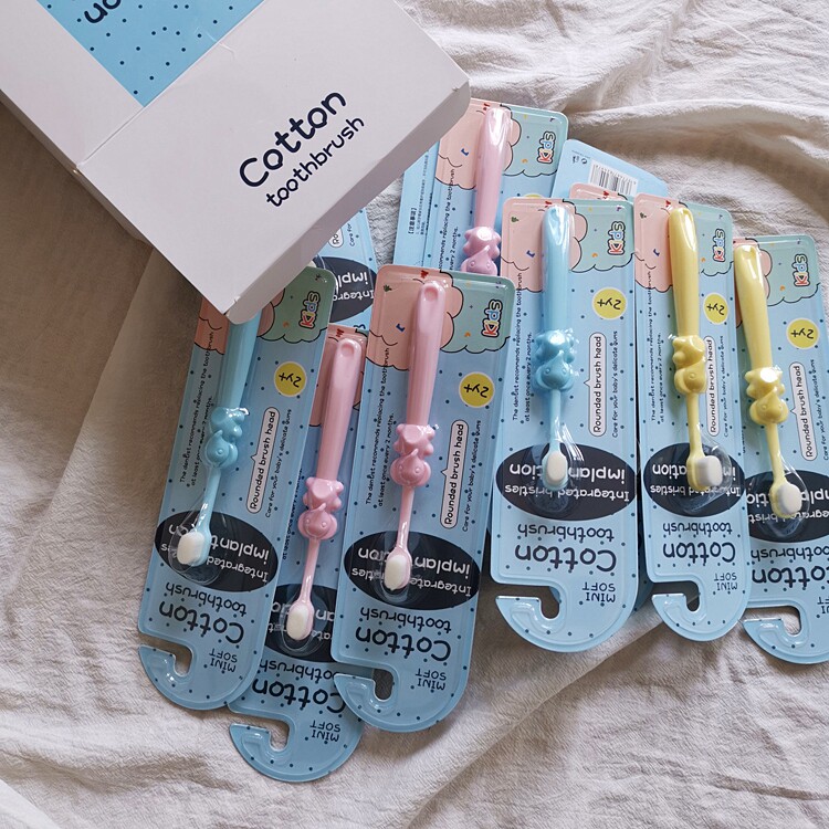 Pick out export goods high quality thousand ultra - fine hair baby baby cartoon antibacterial gum toothbrush