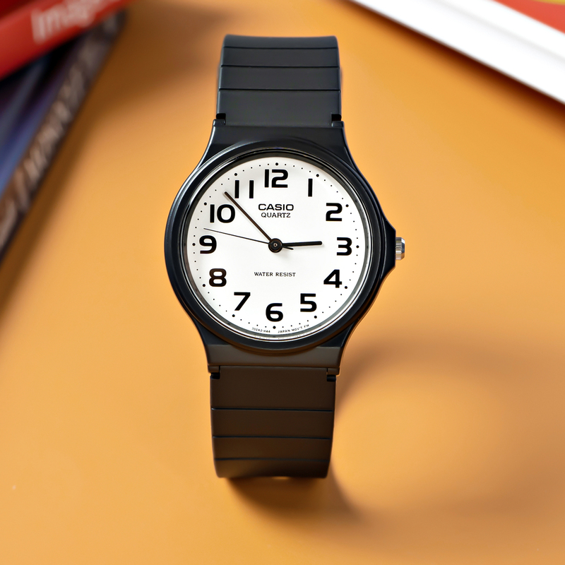 Casio Watches for Men and Women, Casio Trendy Black Watch, Same Style as Joe Mi, Retro Japanese Student Couple Children's Watch