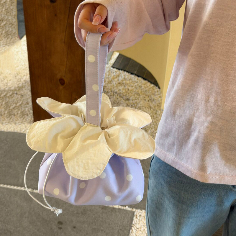 Milk White Purple Grape Flower Handbag for Women 2026 New Spring and Summer Work Miscellaneous Items Handbag Small Shoulder Crossbody Bag