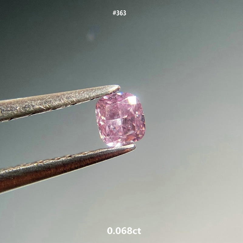 古灵阁6分中彩粉钻裸石！定制18K戒指耳钉项链，美到窒息！-裸钻