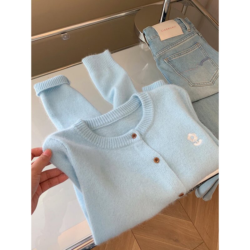 Sea Salt Blue Round Neck Knitted Cardigan for Women, New Spring and Autumn Style, Loose Fit, Flattering, Gentle Style Sweater Jacket for Petite Figures Sea Salt Blue Round Neck Knitted Cardigan for Women, New Spring and Autumn Style, Loose Fit, Flattering, Gentle Style Sweater Jacket for Petite Figures