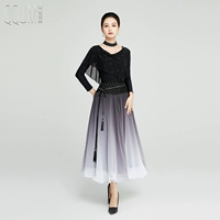 Черный топ черно-белый костюм