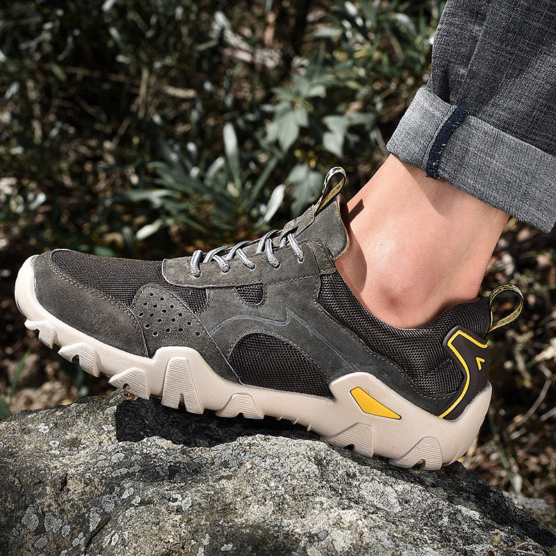 Fishing shoes non-slip waterproof men's rock fishing shoes deodorant breathable wear-resistant outdoor hiking hiking shoes leather low-top shoes